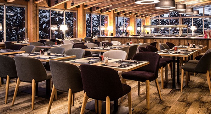 Hotel Pic Blanc, Alpe d'Huez ski chalet, image 3